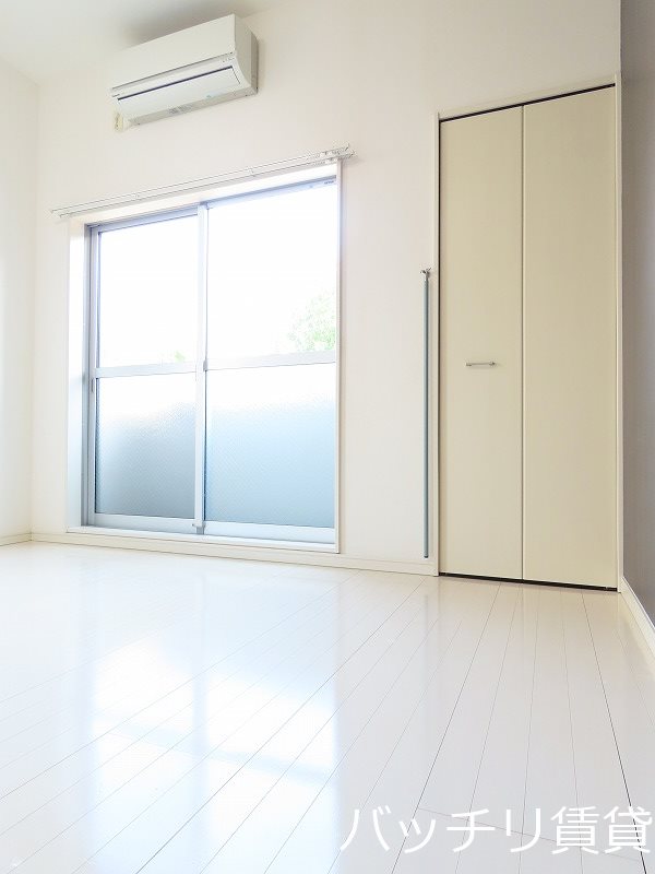 バルコニー　同型タイプの為、現状を優先致します。