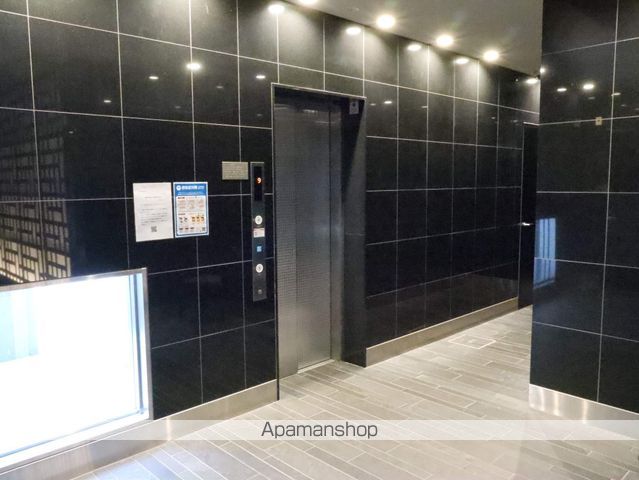 ロビー　ロビー