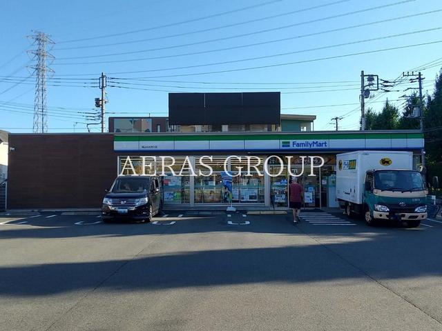 コンビニ　ファミリーマート 滝山中央通り店（コンビニ）まで601m