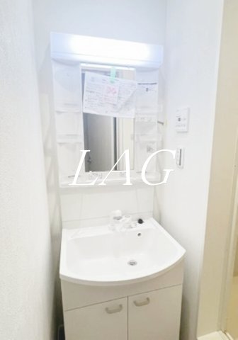 洗面設備　独立洗面台です。