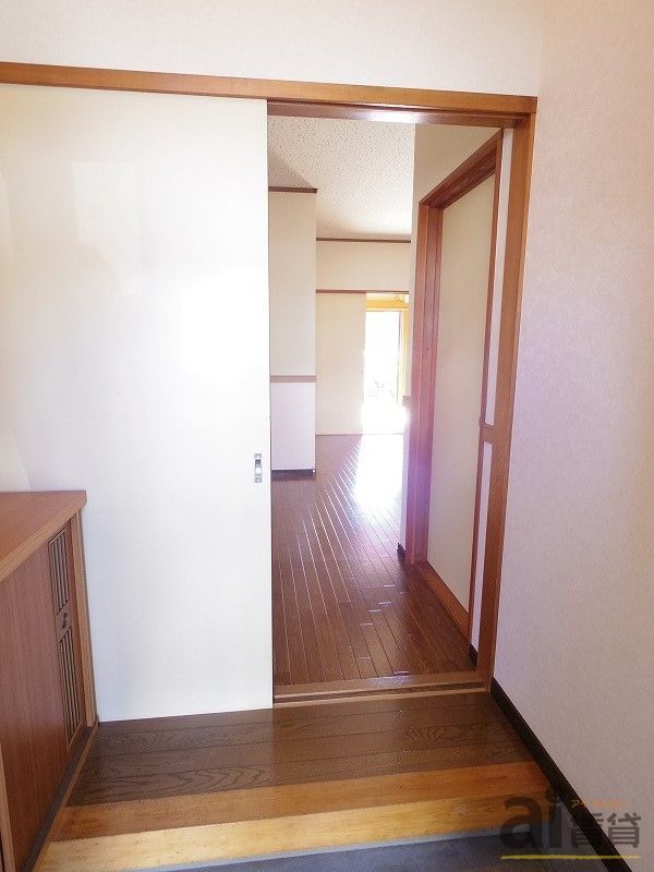 玄関　※同仕様写真