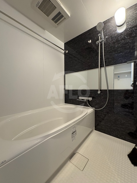 バス・シャワールーム　スプランディッド弁天町DUE　風呂