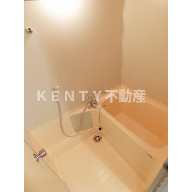 バス・シャワールーム　日々の疲れを癒すお風呂付です