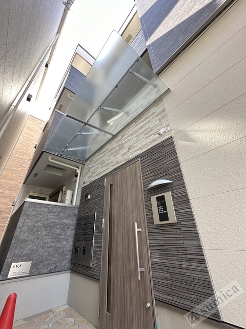 エントランス　オートロック完備