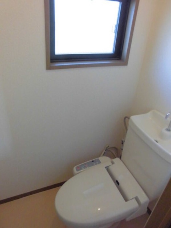 トイレ　図面と現状に相違がある場合には現状を優先