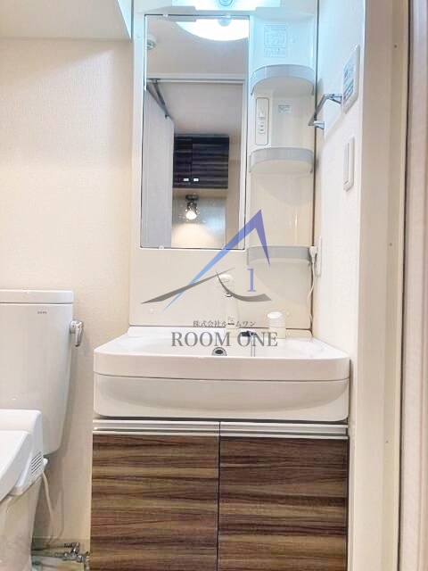 洗面設備　洗面台です。