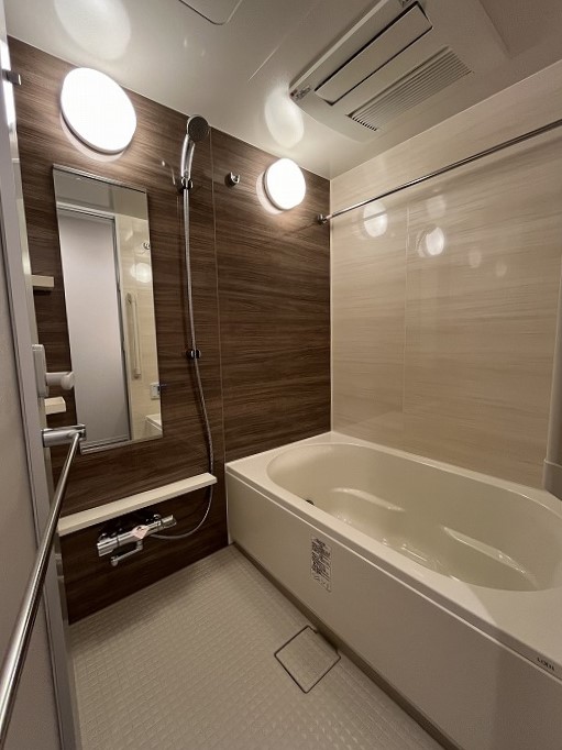 バス・シャワールーム