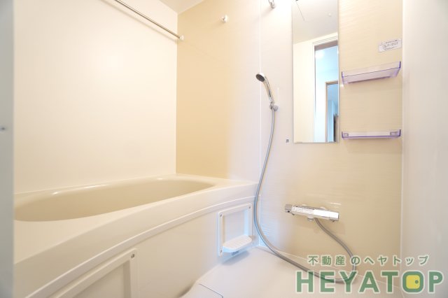 バス・シャワールーム　追焚き・浴室乾燥機付きでいつでもあったかお風呂（同仕様写真）