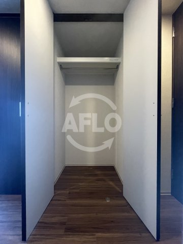 収納　J.GRAN Court京町堀　ウォークインクローゼット