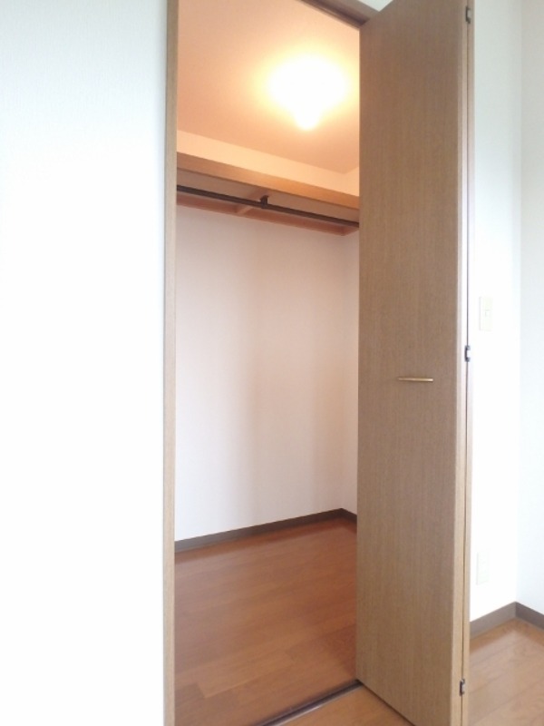 収納　図面と現状に相違がある場合には現状を優先