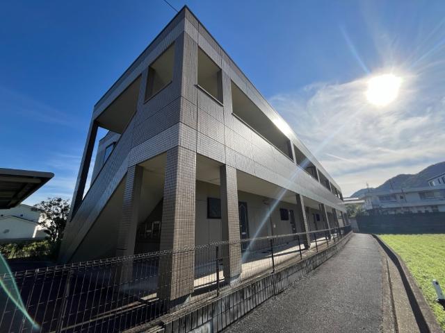 建物外観　外観写真（昼）