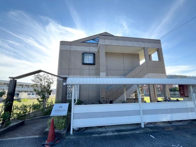 建物外観　外観写真（昼）