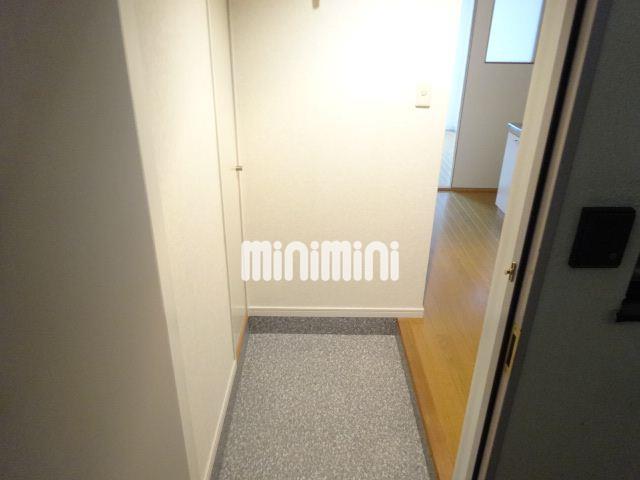 玄関　玄関口もゆったり