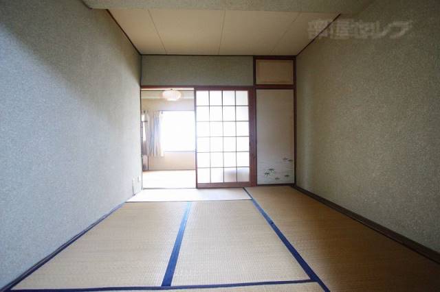 居室・リビング　６帖の和室