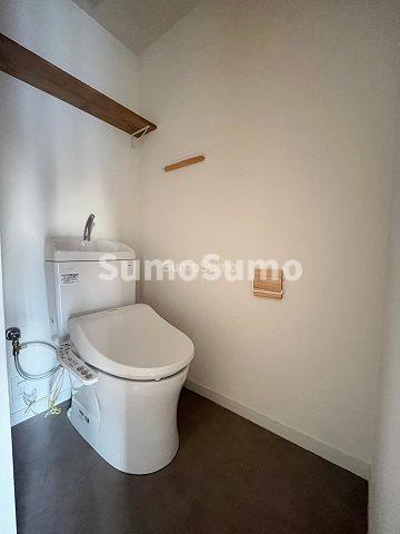 トイレ　落ち着いたトイレです