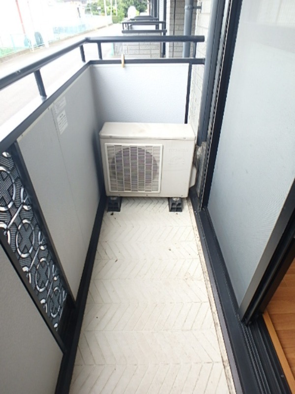 バルコニー　図面と現状に相違がある場合には現状を優先