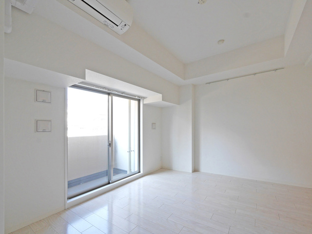 居室・リビング　採光のある居室