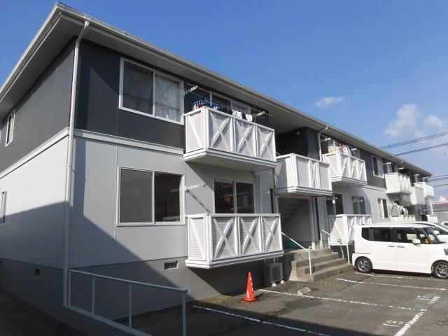 建物外観　１階でも日当り良好です！