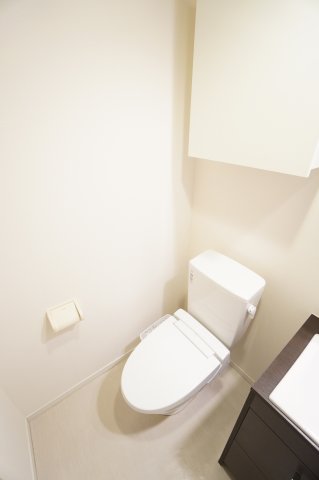 トイレ　※同物件・同タイプの写真です。
