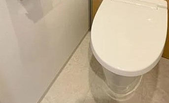 トイレ　ゆったりとした空間のトイレです