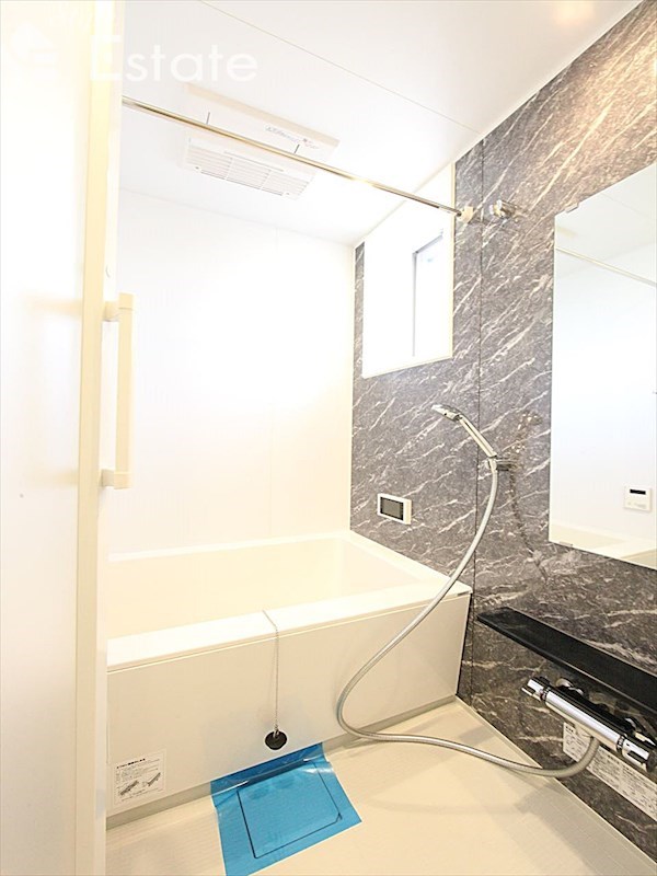 バス・シャワールーム　バスルーム