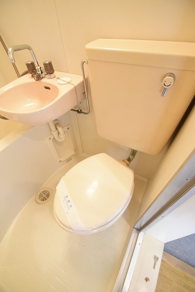 トイレ　トイレ