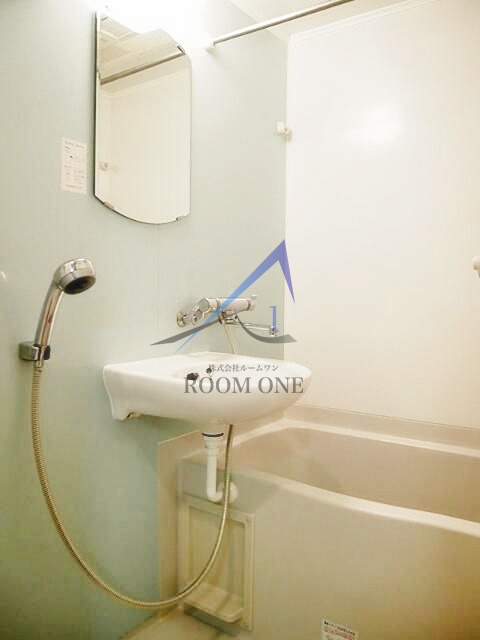 バス・シャワールーム　お風呂です。