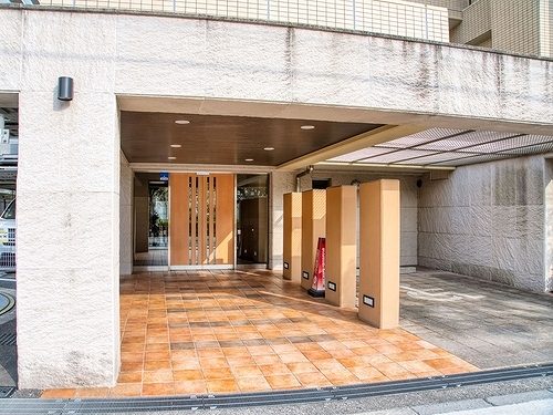 その他　エントランス　※前回募集時2021年5月撮影