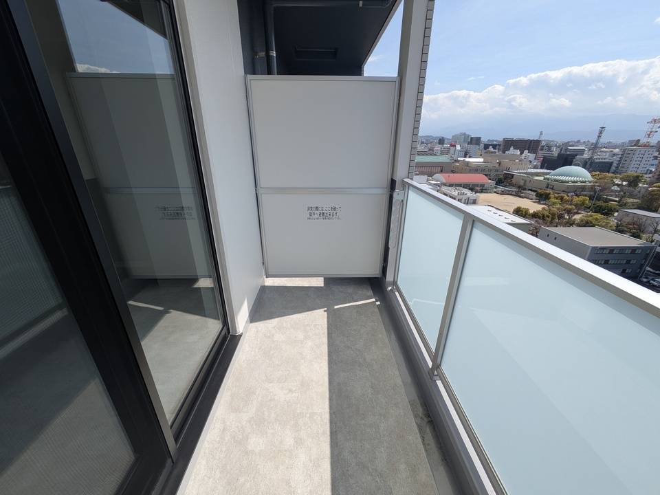 バルコニー　バルコニー