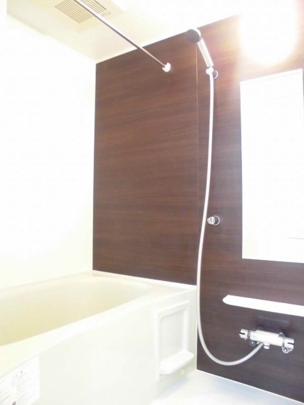 バス・シャワールーム　図面と現状に相違がある場合には現状を優先