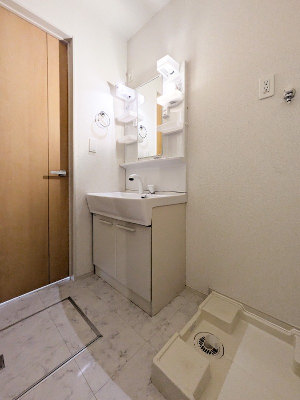 洗面設備　図面と現状に相違がある場合には現状を優先