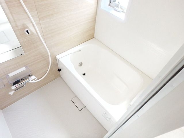 バス・シャワールーム　★追い焚き機能、浴室乾燥完備★