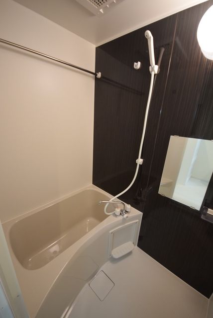 バス・シャワールーム　★★清潔感のあるバスルーム★★