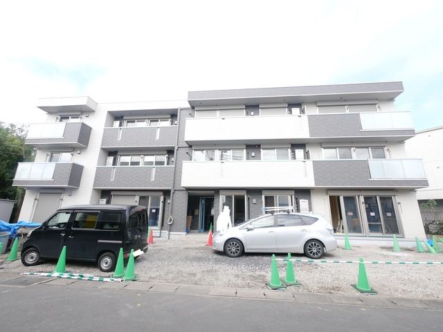 建物外観　★外観です★※一生懸命施工中です