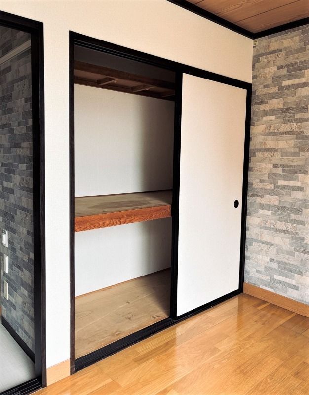 収納　※別号室の写真となります。