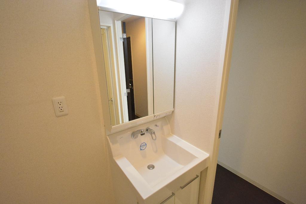 洗面設備　洗髪洗面化粧台