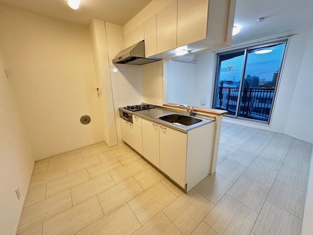 居室・リビング　※別部屋参考写真