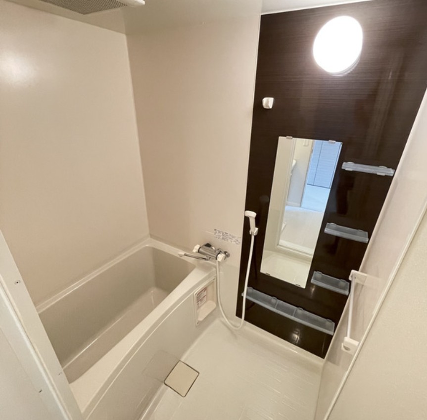 バス・シャワールーム　風呂