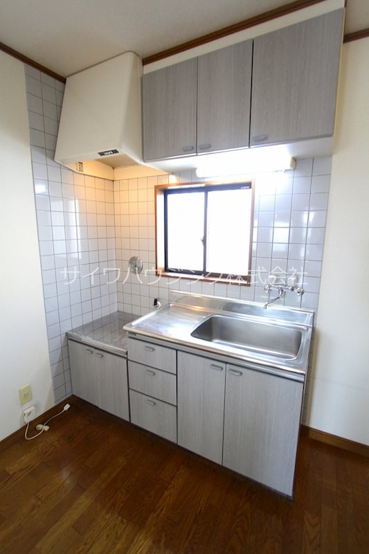 キッチン　他号室の写真となっております。