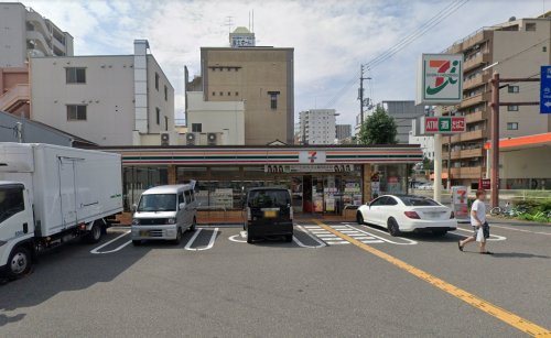 コンビニ　セブンイレブン 大阪天神橋8丁目店（コンビニ）まで163m