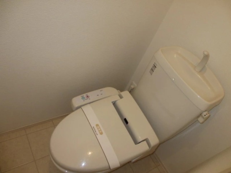 トイレ　図面と現状に相違がある場合には現状を優先