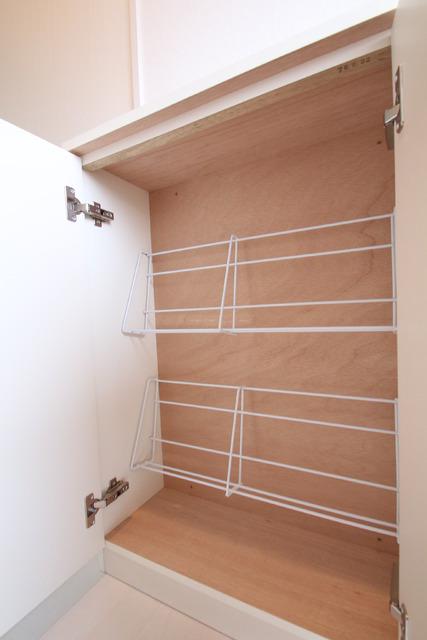 収納　収納　シューズボックス