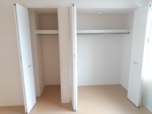 収納　同仕様反転タイプ