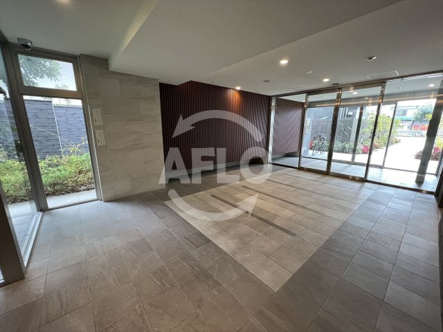 ロビー　アドバンス大阪バレンシア　ロビー