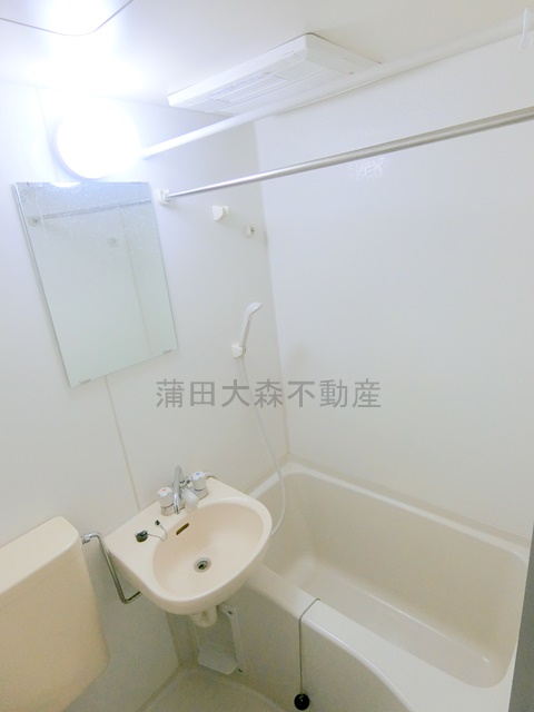 バス・シャワールーム　浴室乾燥機付きバスルーム　お風呂