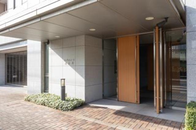 エントランス　建物の内部です