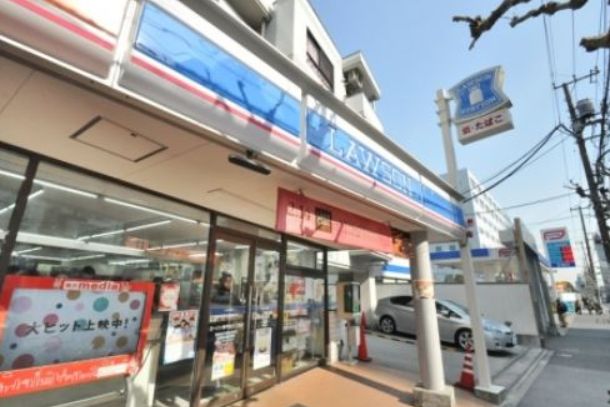 コンビニ　ローソン南千住三丁目店（コンビニ）まで129m