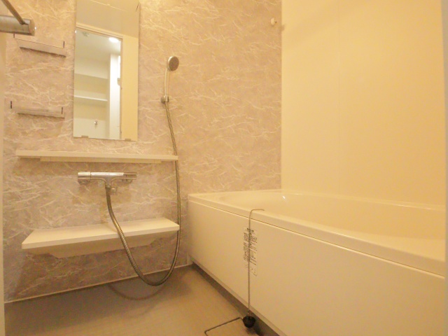 バス・シャワールーム　※別室の参考写真の為、現況優先です。