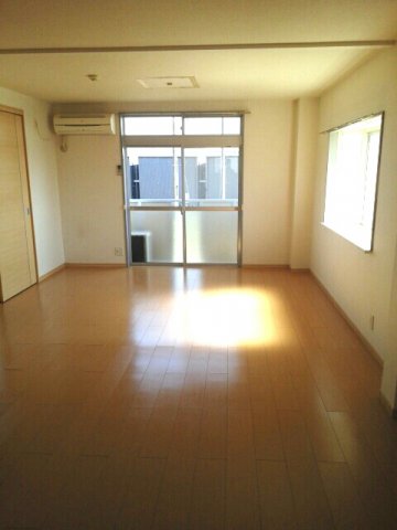 居室・リビング　ゆったりとしたリビングです