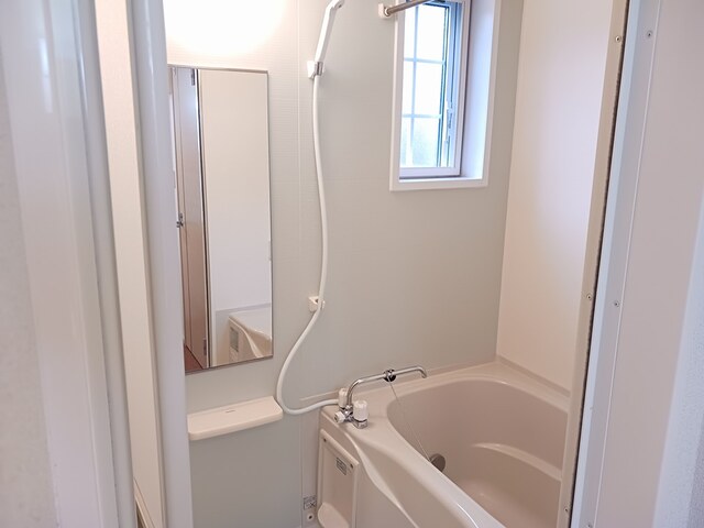 バス・シャワールーム　追焚給湯機能付き